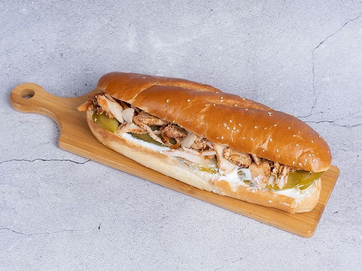 ساندوتش شاورما فراخ